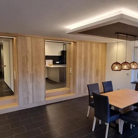 Upland Lounge Apartmán