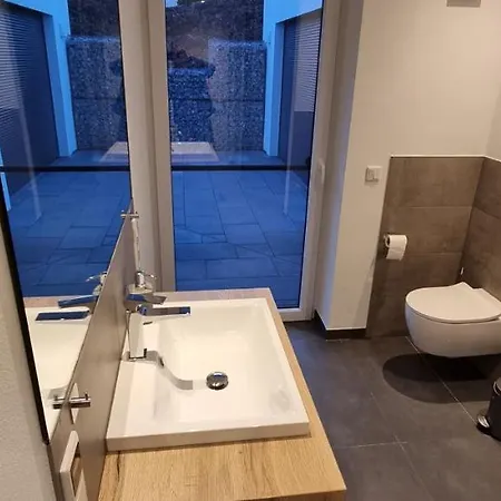 아파트 Upland Lounge