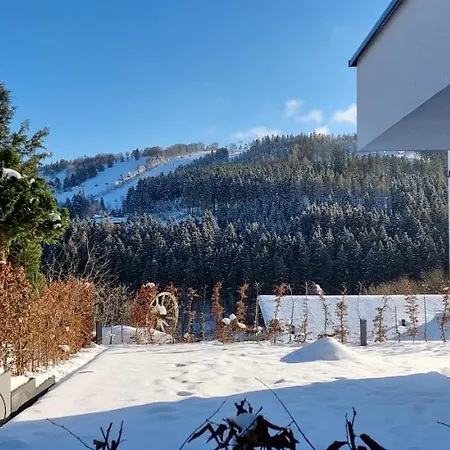 Upland Lounge Apartmán *