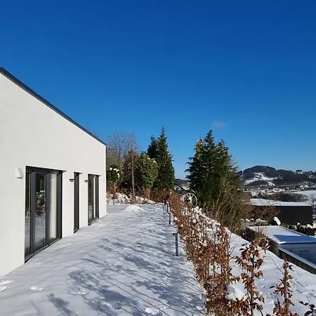 Upland Lounge * 빌링겐